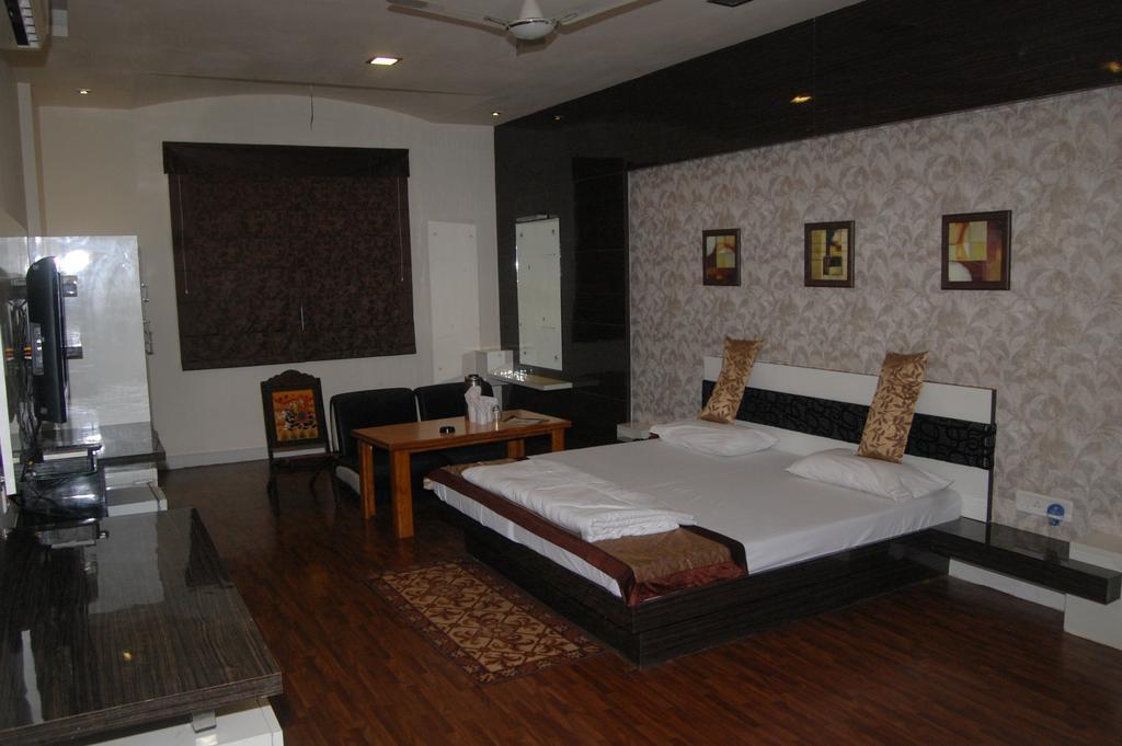 Hotel Sonchiraiya Shivpurī Camera foto